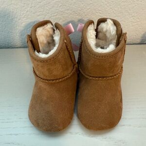 Like New- UGG Jesse Bow II Bootie